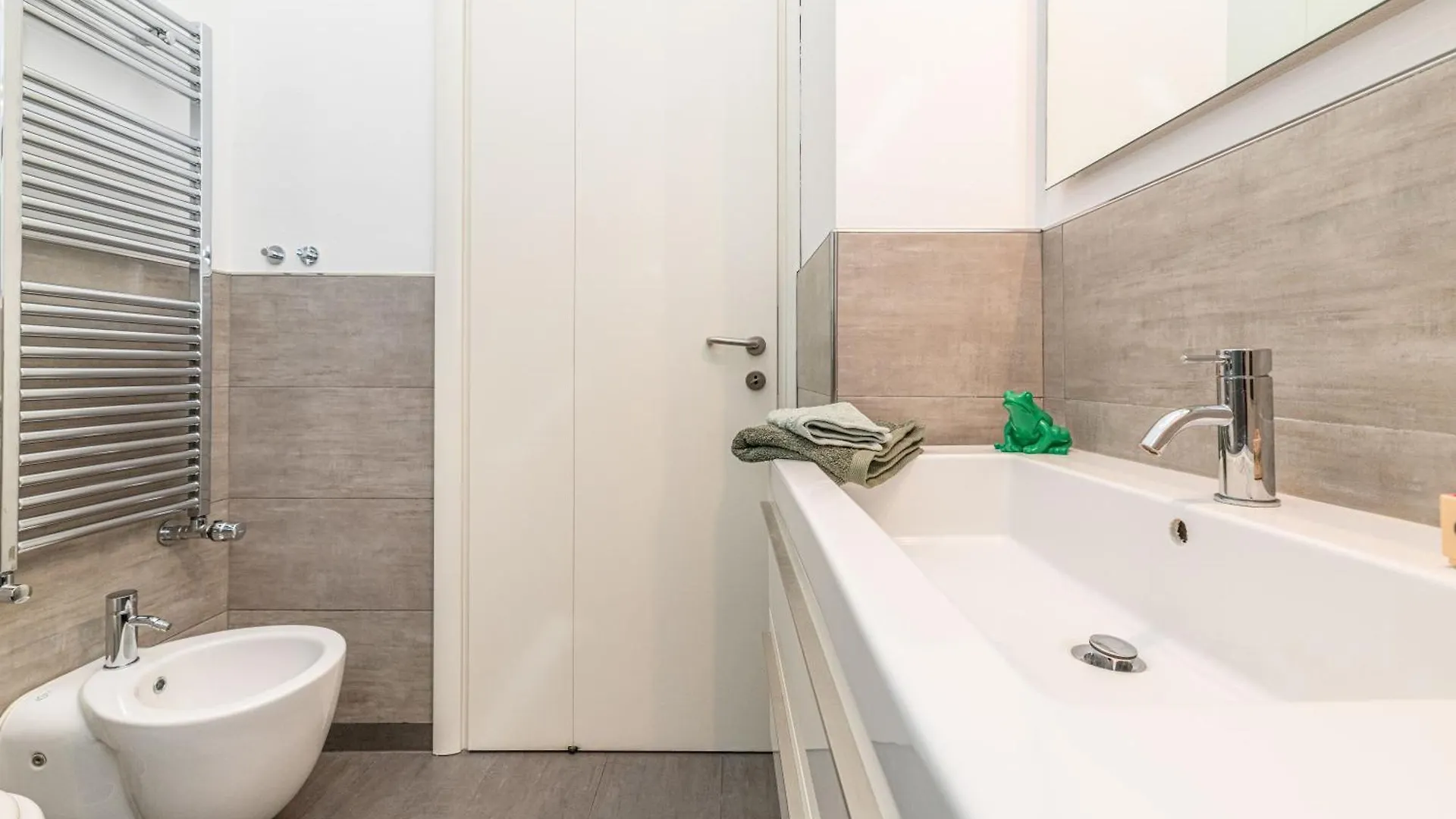Quiet House In A Lively Area! Apartment Milan 0*,